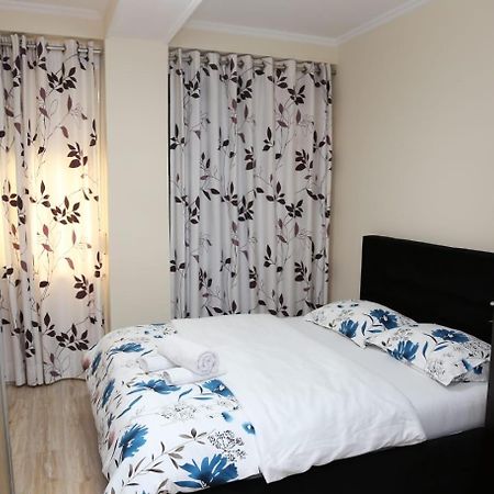 Ergi'S Host Apartment ติรานา ภายนอก รูปภาพ