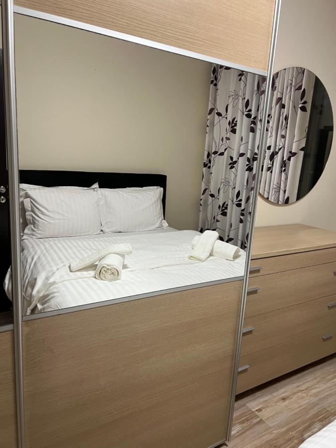 Ergi'S Host Apartment ติรานา ภายนอก รูปภาพ